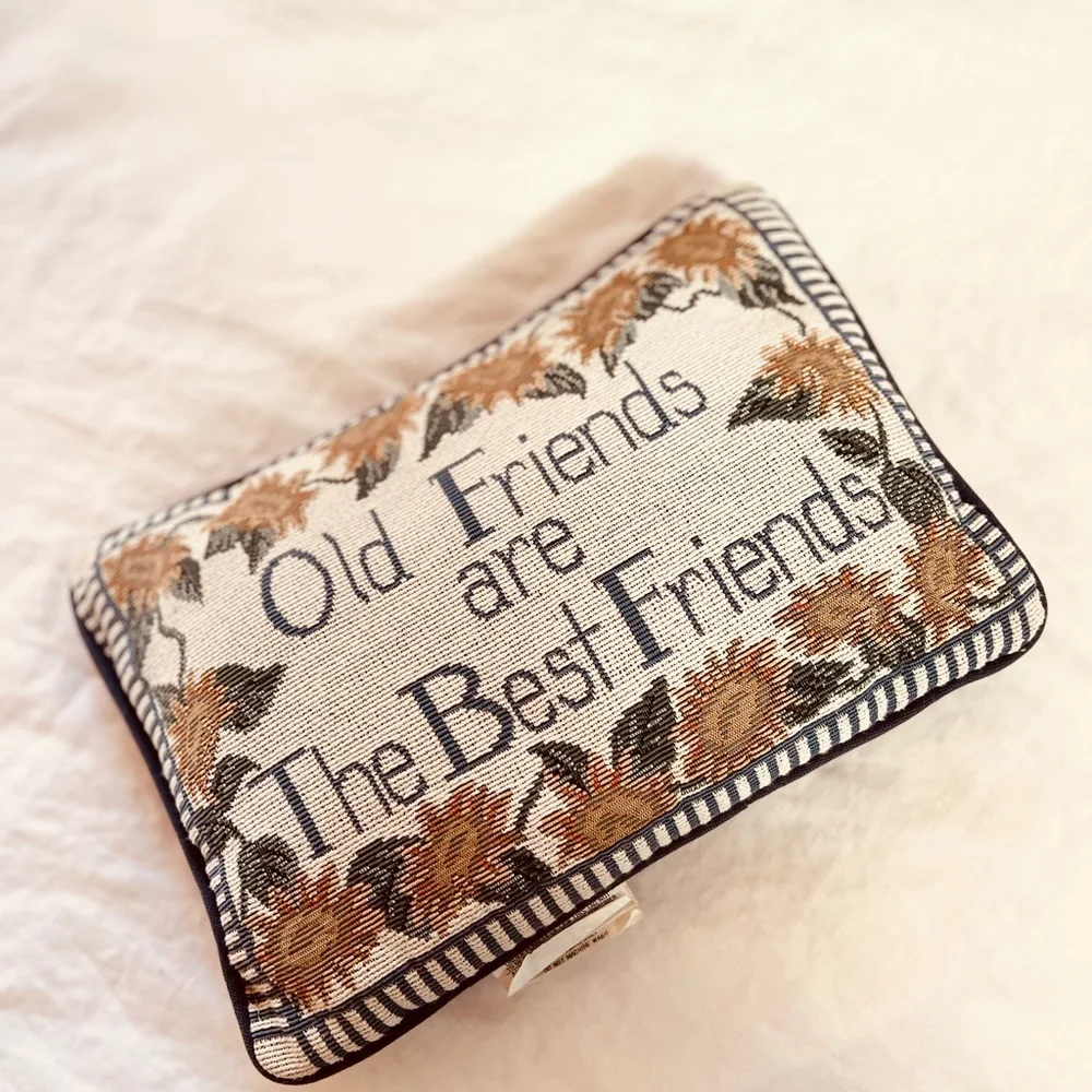 COTTAGE CORE NEEDLEPOINT STYLE CUSHION COASTAL GRANDMOTHER BOHO COUNTRY‎ EUC